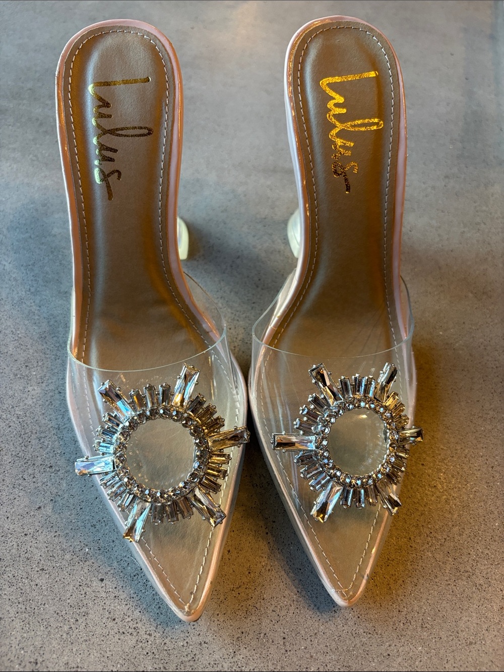 Lulu's Clear Pointed Mule with Crystal Sunburst - Clear/White
